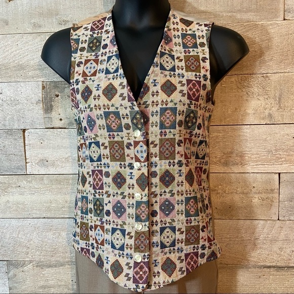 Vintage Jackets & Blazers - Women’s vintage  tribal patterned carpet vest in size 7/8